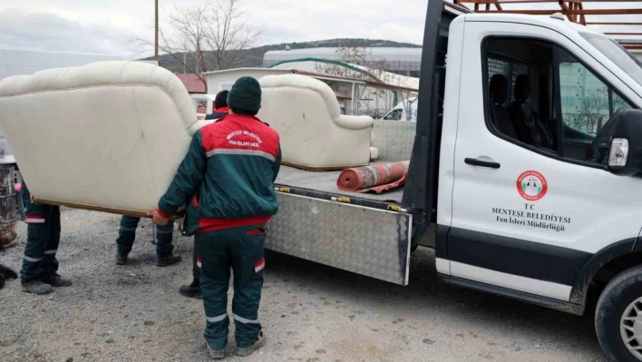 Yardımlar 'El Ele Dayanışma' merkezleriyle depremzedelere ulaşıyor