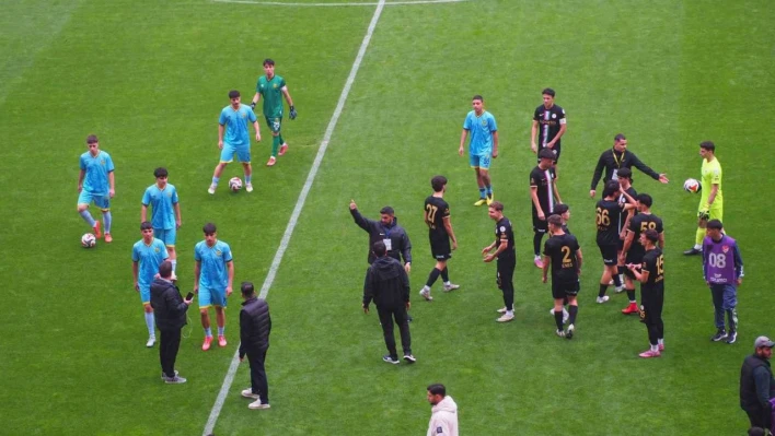 Yeni Malatyaspor sahaya 7 oyuncu ile çıktı, maç oynanmadı