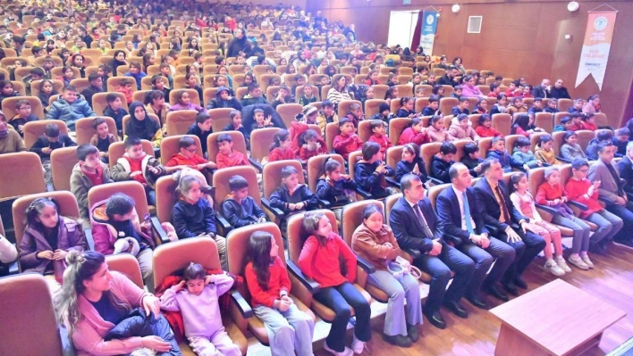 Yeşilyurt Belediyesi'nden 'Önem' projesine renkli ve coşkulu şenlik desteği