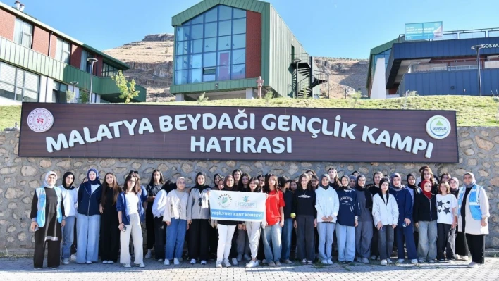 Yeşilyurt Kent Konseyi'nden gençlere kamp etkinliği