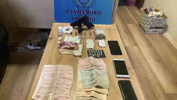 Zehir ticaretine polis darbesi