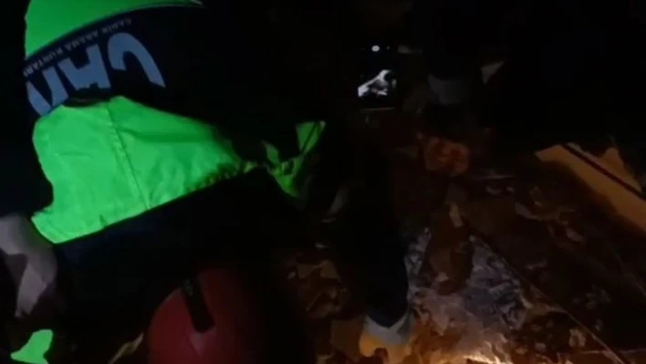 Zonguldaklı anne ve kızı 65 saat sonra kurtarıldı