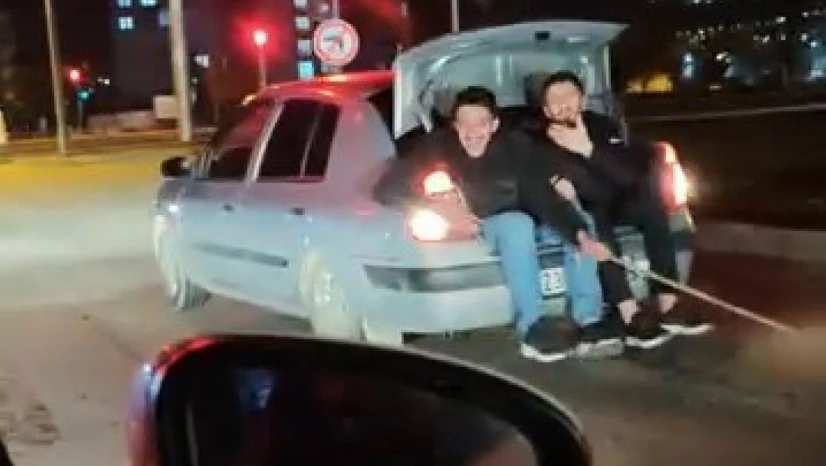 Arızalanan TOFAŞ'ı iple çektiler