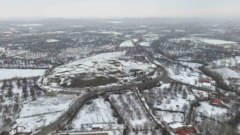Arslantepe Höyüğü karla kaplı haliyle havadan görüntülendi