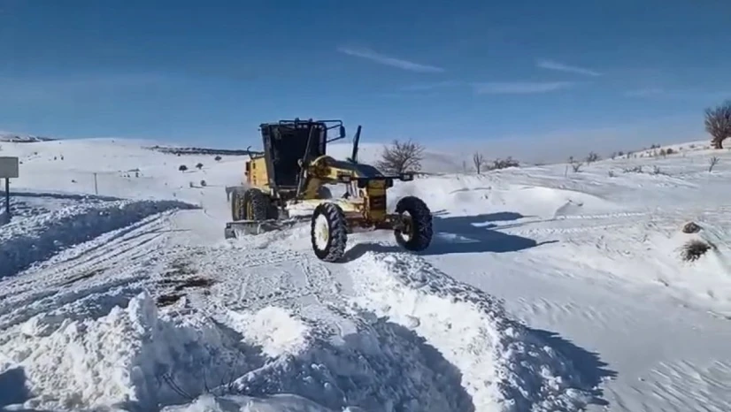 Elazığ'da 182 köy yolu ulaşıma kapandı