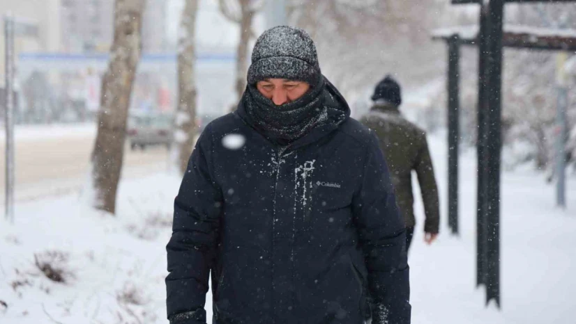 Elazığ'da kar yağışı etkisini sürdürüyor