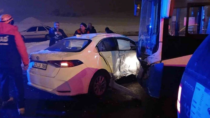 Elazığ'da trafik kazası: 1 yaralı