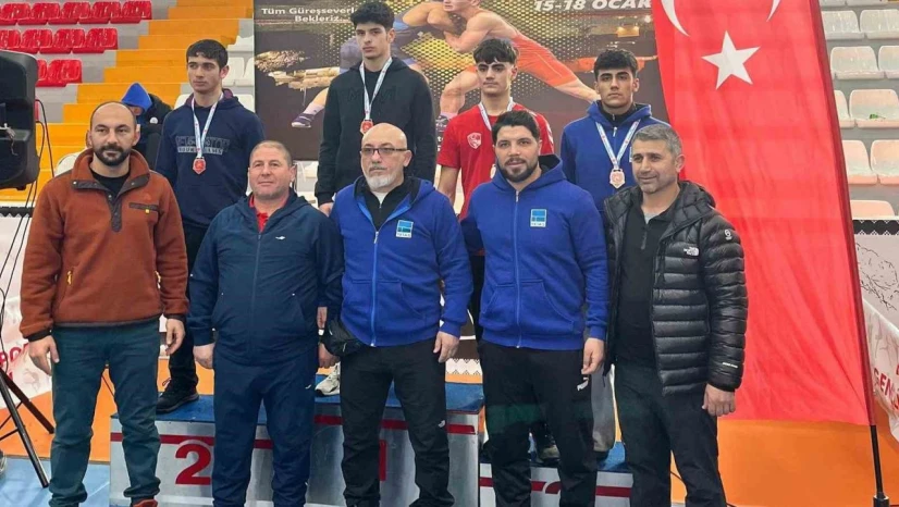 Elazığ'ın pehlivanları Türkiye şampiyonası yolunda