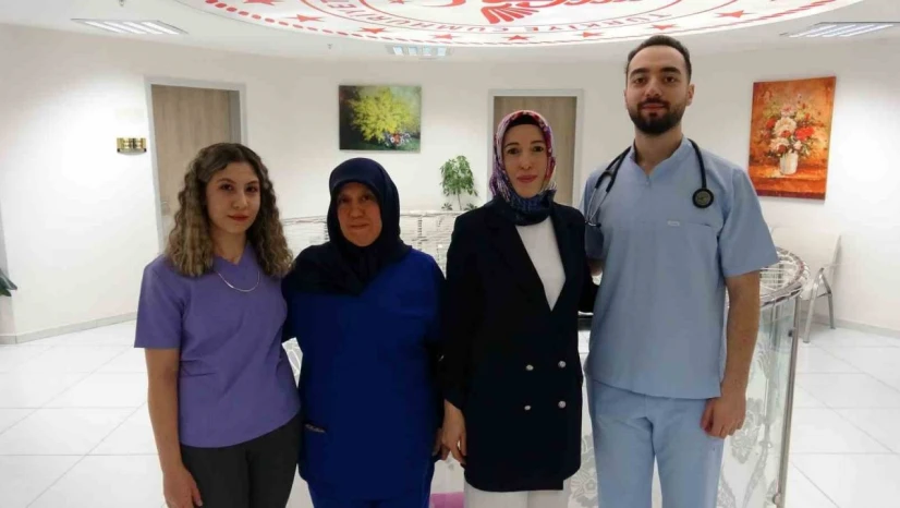 Hemşire anneler, doktor olan çocuklarıyla aynı hastanede görev yapıyor
