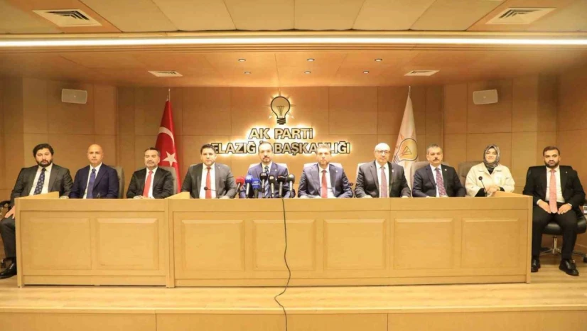 Kürşad Zorlu'dan Özgür Özel'e tepki: 'Atatürk'ün milliyetçiliği Türkiye'yi şikayet etmek değil, yüceltmektir'