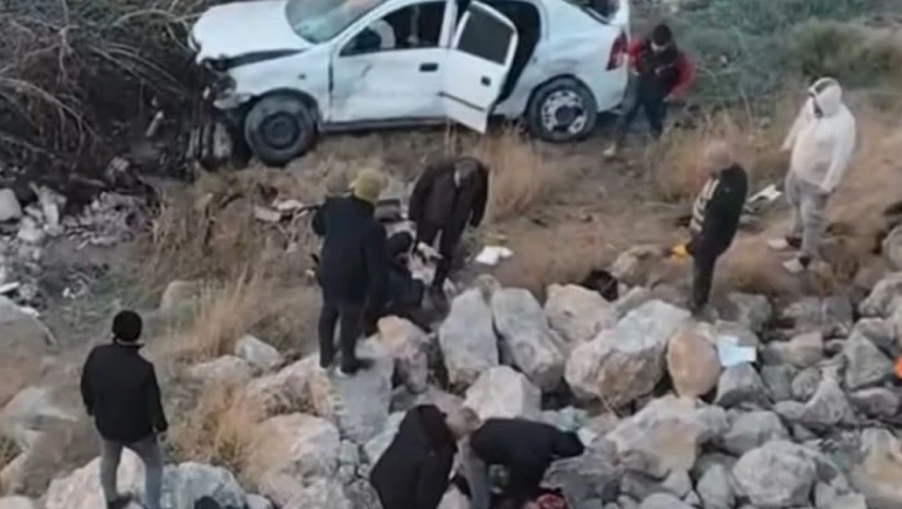 Malatya'da otomobil köprüden uçtu: 1 ölü, 2 yaralı