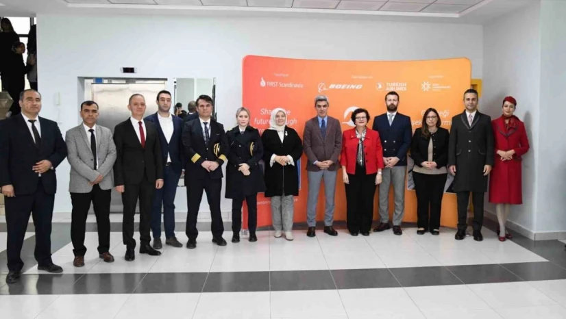 NEWTON Gezici Bilim Atölyesi Malatya'da öğrencilerle buluştu