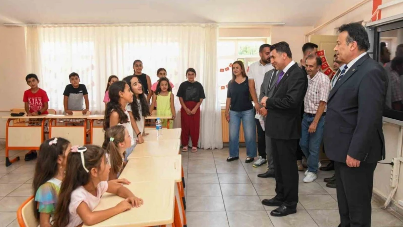 Tunceli'de halı saha bakım onarım protokolü