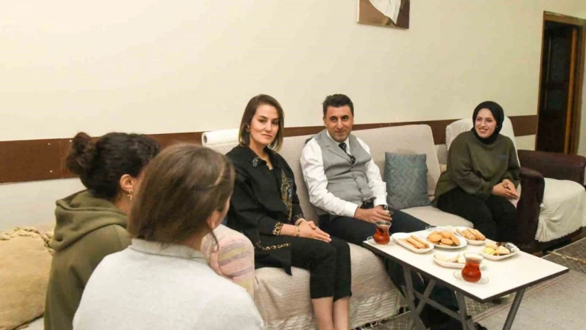 Tunceli'de üniversite öğrencilerine düzenli gıda desteği başlatıldı