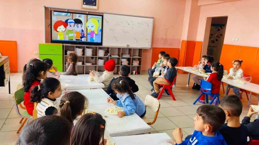 Arıcak'ta 'Çocukluk Arkadaşım Olur musun' projesi