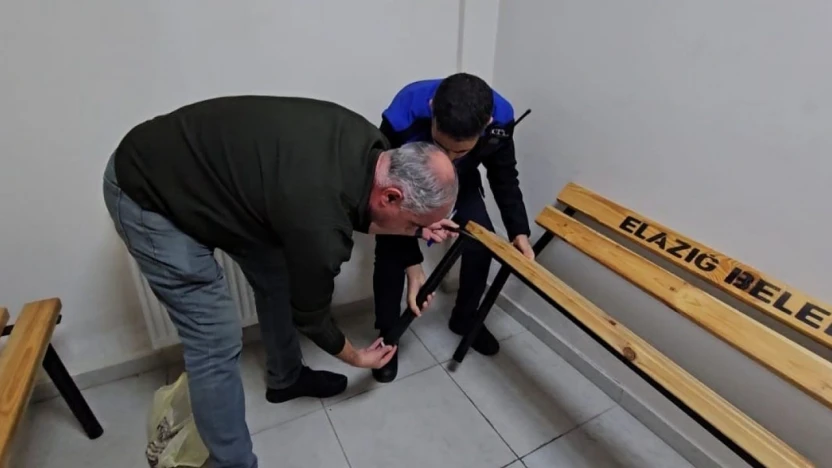 Dilenci yakayı ele verdi, parayı sakladığı yer şaşkına çevirdi