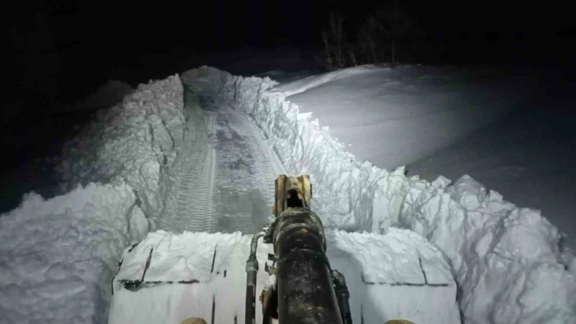 Elazığ'da kapalı köy yolları açıldı
