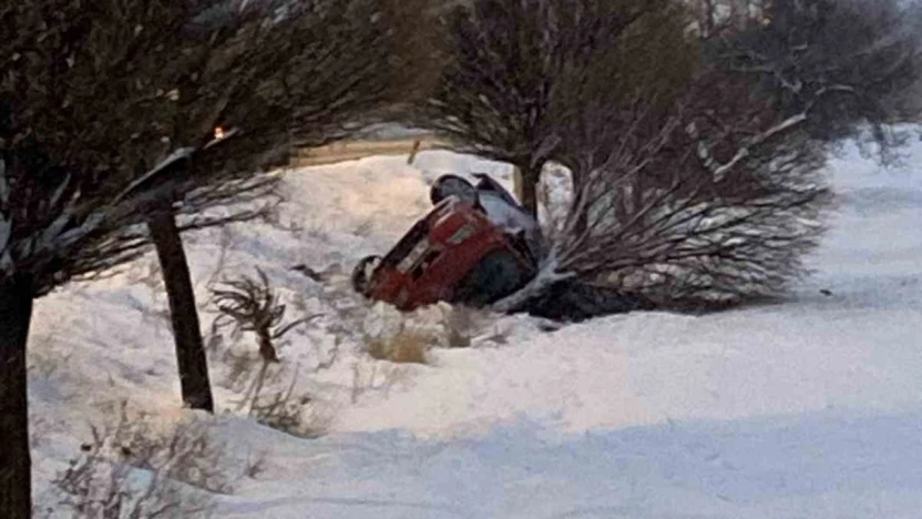 Elazığ'da otomobil devrildi