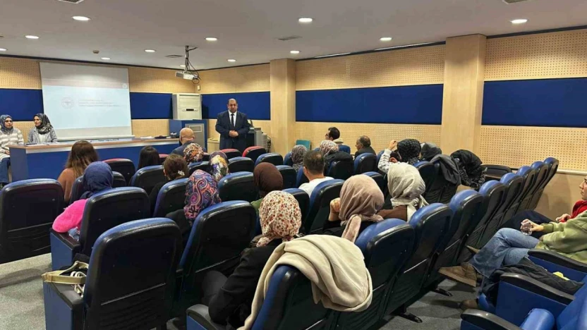 Elazığ'da sağlıkçılara seminer verildi