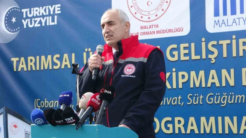 Malatya'da yetiştiricilere çoban evi, akıllı yemlik desteği