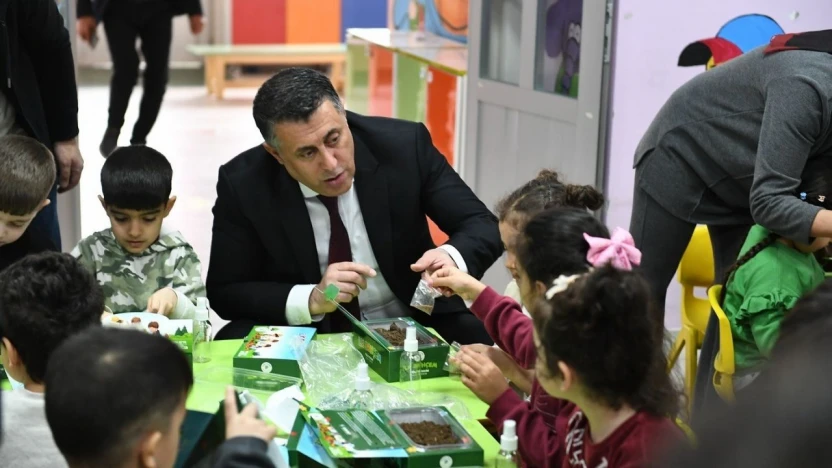 Yeşilyurt Belediyesi, miniklere tarım sevgisi aşılıyor!