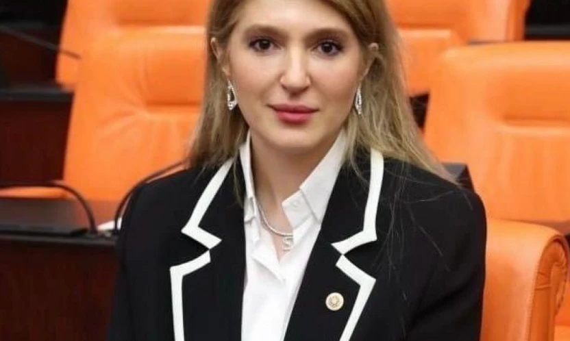 AK Parti Malatya Milletvekili İnanç Siraç Kara Ölmeztoprak'tan Miraç Kandili mesajı