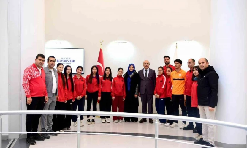 Başkan Er: 'Malatya'nın her yerinde spor tesisi olacak'