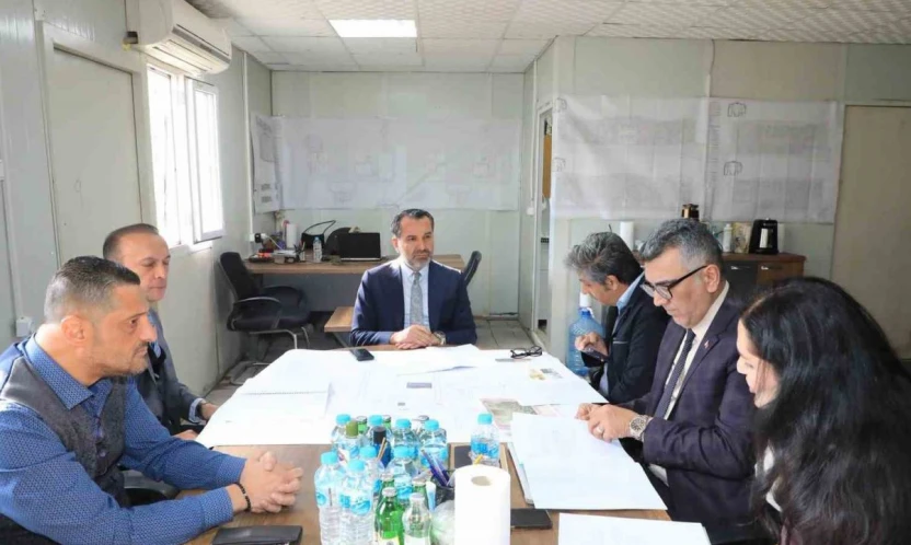 Başkan Şerifoğulları, tarihi öğretmenevinde çalışmaları inceledi