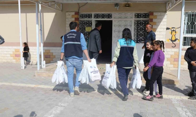 Battalgazi Belediyesi çocukları sinemayla buluşturuyor