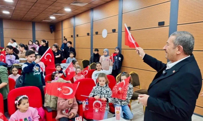 Darende'de çocuklar için 'Çocuk Sinema Günleri' başladı