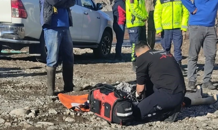 El freni açılan pikap baraja düştü: Kadın mühendis hayatını kaybetti