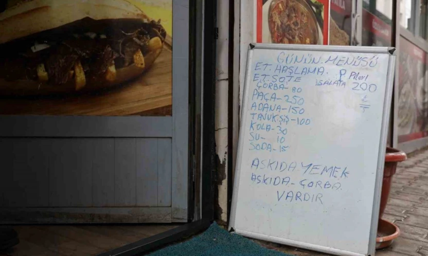 Elazığ'da 'askıda yemek ve çorba' uygulaması yürek ısıttı