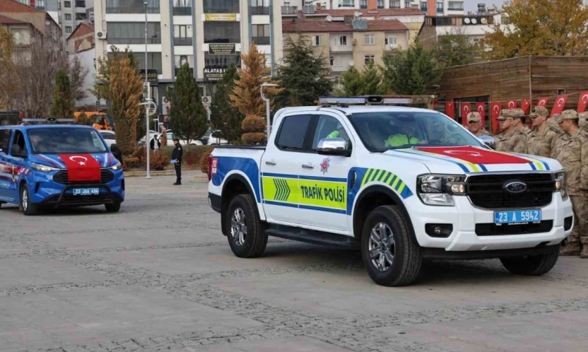 Elazığ'da emniyet ve jandarmaya 84 yeni araç