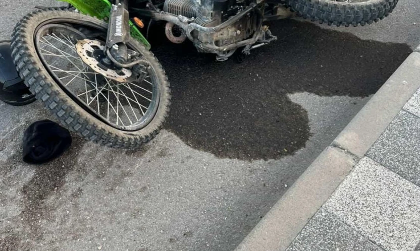 Elazığ'da hafif ticari araç ile motosiklet çarpıştı: 1 yaralı