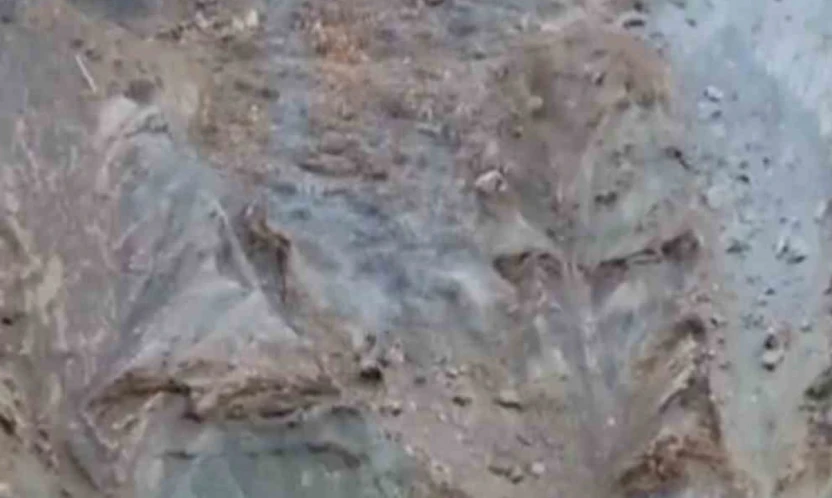 Elazığ'da heyelan anı kamerada