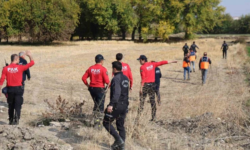 Elazığ'da kaybolan çocuk için ekipler seferber oldu: Çalışmalar sürüyor