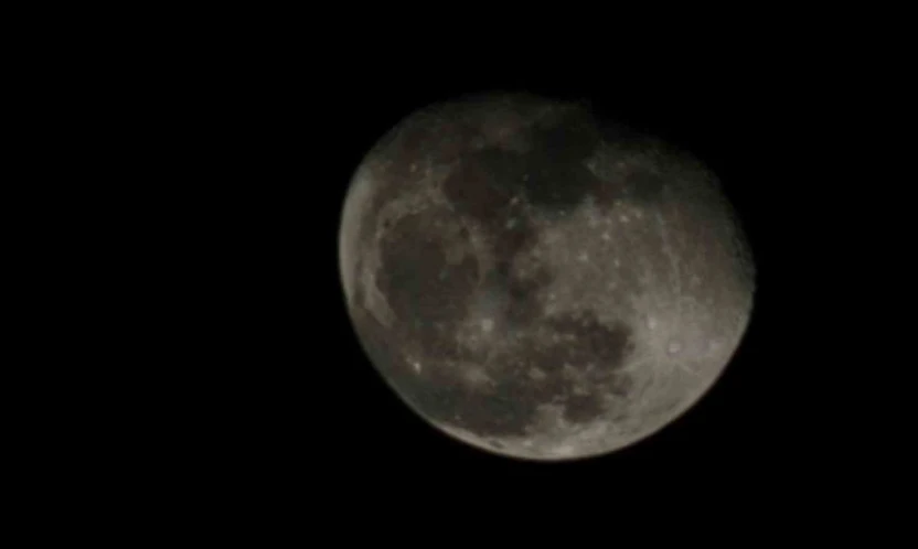 Elazığ'da şişkin ay mest etti