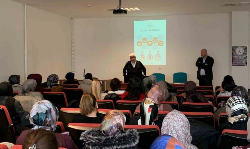 Elazığ'da tanıdan tedaviye temel yaklaşım eğitimi verildi