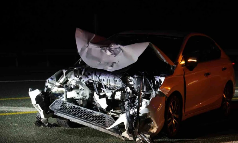 Elazığ'da yaşanan kazada 3 kişi yaralandı: O anlar kamerada