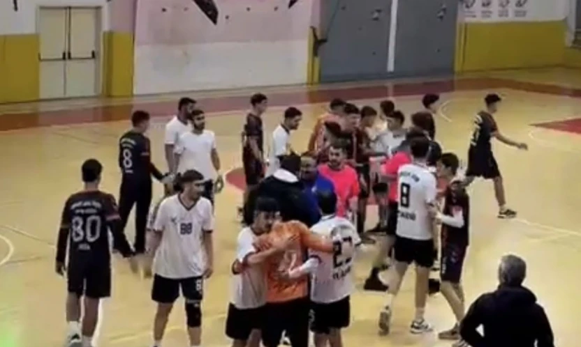 Elazığ Gençlik Spor hentbolda 5'te 5 yaptı