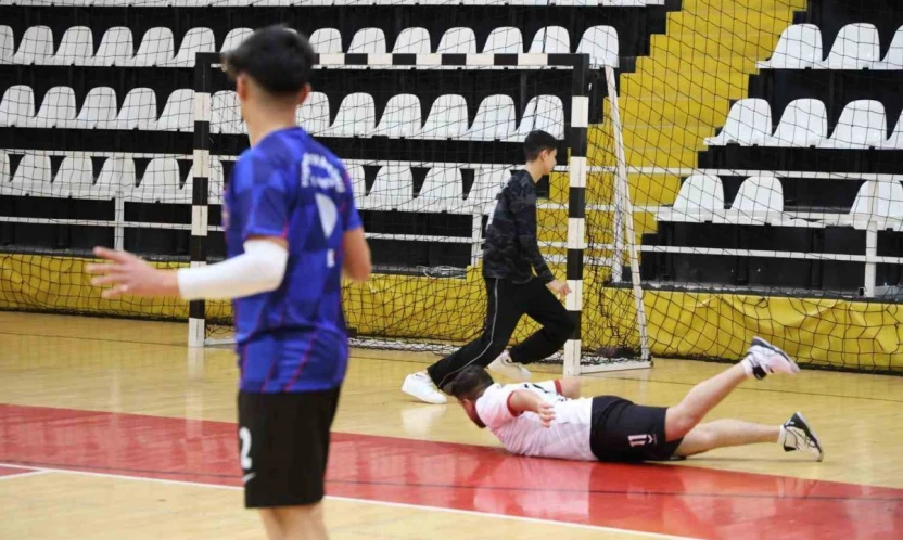 Elazığ GSK hentbol takımı 7'de 7 yaptı