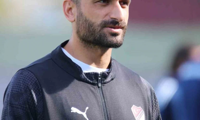 Elazığsporlu Maksut'un annesi hayatını kaybetti