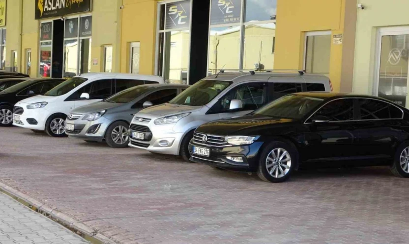 Galerici esnafı, araç almak isteyenler için şimdi tam zamanı