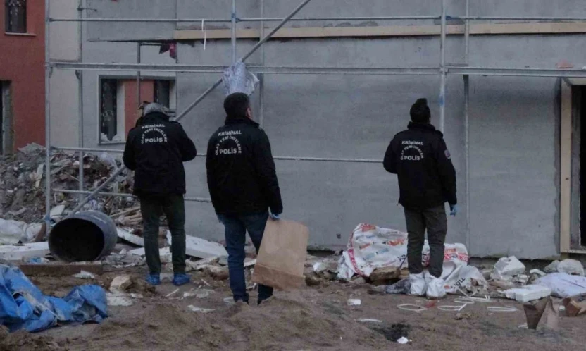 Malatya'da inşaatın çatısından düşen işçi ağır yaralandı