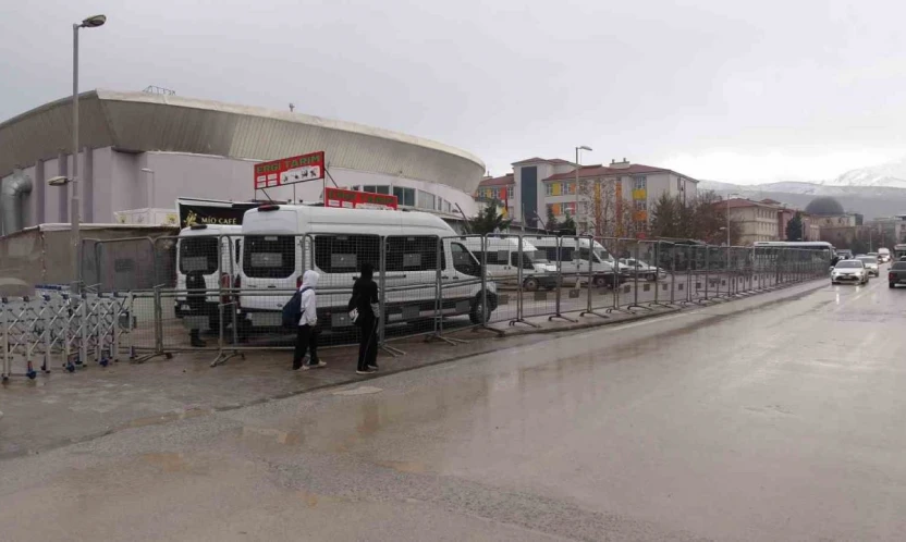 Malatya'da organize suç örgütü davasında 13 sanık tahliye edildi