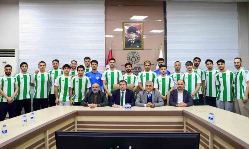 Malatya Yeşilyurtspor'dan toplu imza töreni