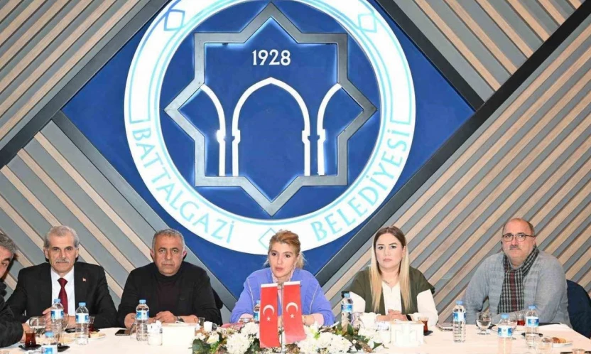 Milletvekili Ölmeztoprak: 'Malatya'mız için çözüm ve takip içerisindeyiz'