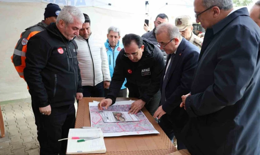 Vali Hatipoğlu kayıp şahıs için, 'Maalesef henüz olumlu bir haber alamadık'